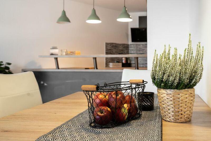 Old Town Luxury Apartment In Heart Of 브라티슬라바 외부 사진