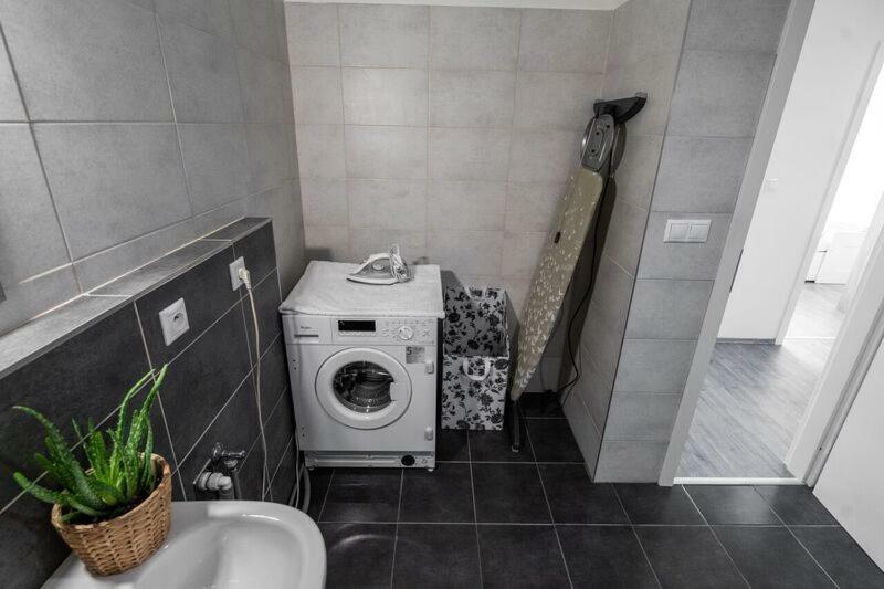 Old Town Luxury Apartment In Heart Of 브라티슬라바 외부 사진